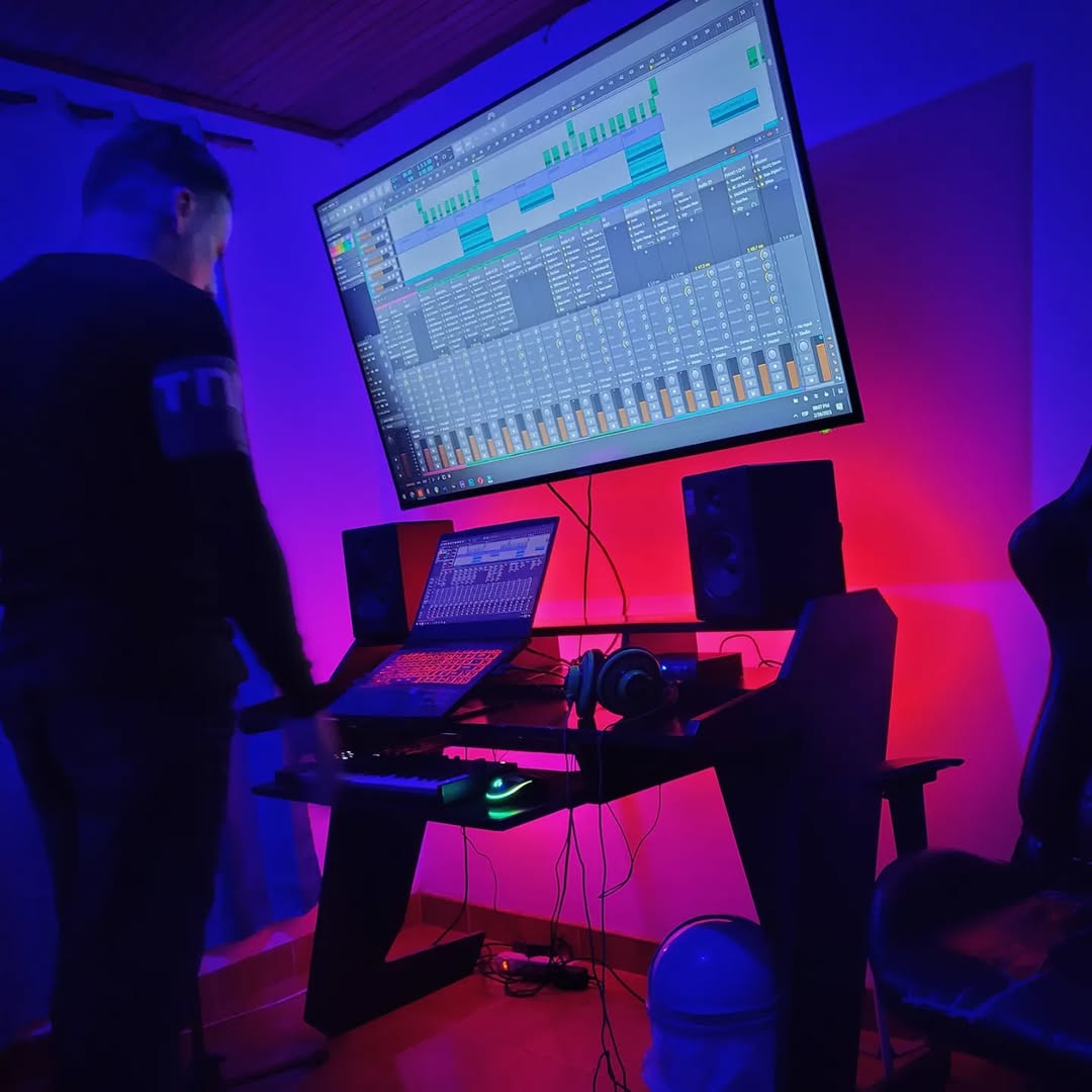 Yombol Music Instagram